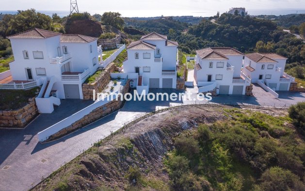 Bestaande woning - Villa - Estepona  - Estepona Centro