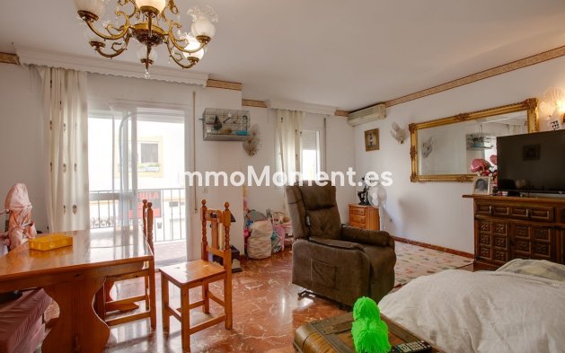 Revente - Maison mitoyenne - Estepona  - Estepona Centro