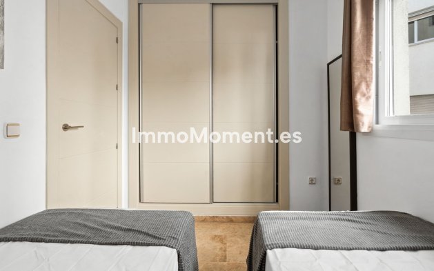 Revente - Appartement - Estepona  - Estepona Centro