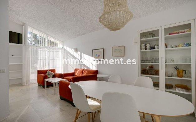 Wiederverkauf - Villa - Estepona  - Estepona Centro