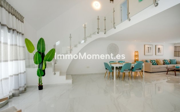Resale - Villa - Estepona - Estepona Centro
