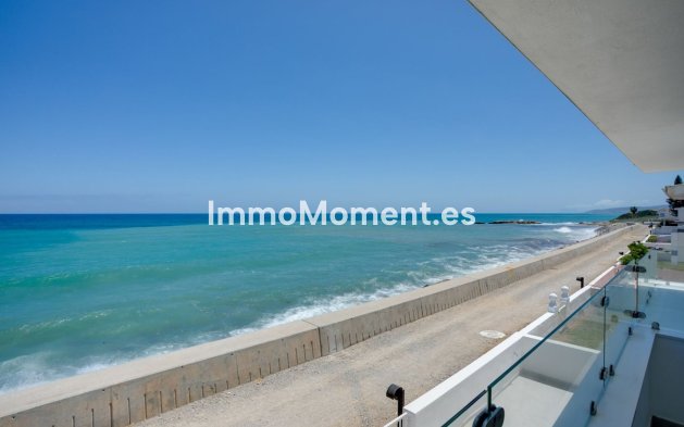 Resale - Villa - Estepona - Estepona Centro