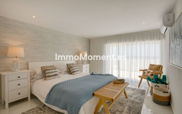 Resale - Villa - Estepona - Estepona Centro