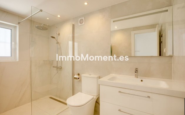 Resale - Villa - Estepona - Estepona Centro