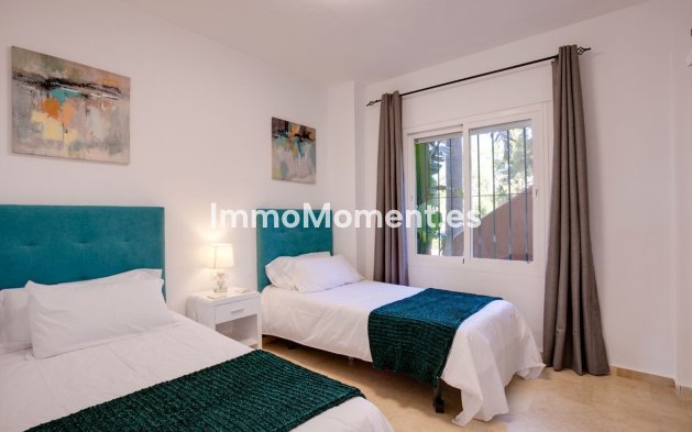 Resale - Apartment - Estepona - Estepona Centro