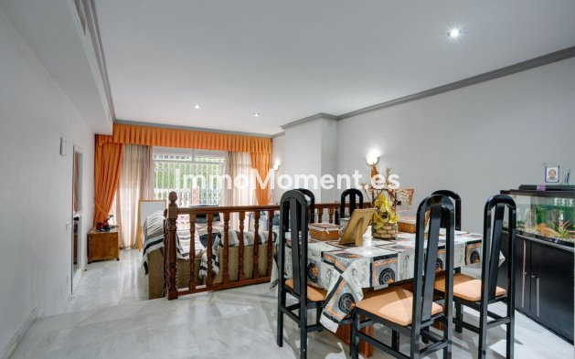 Revente - Maison mitoyenne - Estepona  - Estepona Centro