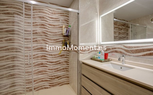 Revente - Maison mitoyenne - Estepona  - Estepona Centro