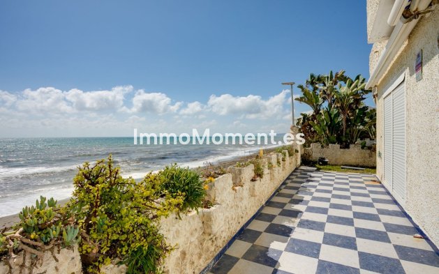 Bestaande woning - Villa - Estepona  - Estepona Centro