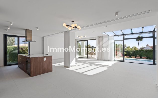 Wiederverkauf - Villa - Marbella - Elviria