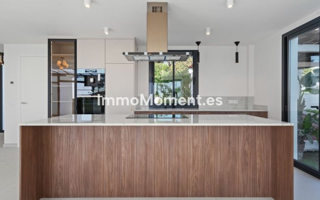 Wiederverkauf - Villa - Marbella - Elviria