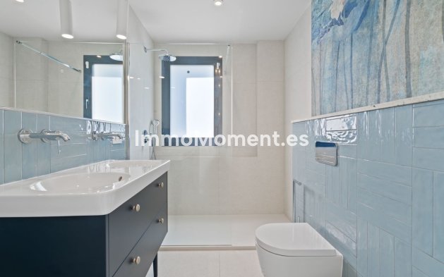 Wiederverkauf - Villa - Marbella - Elviria