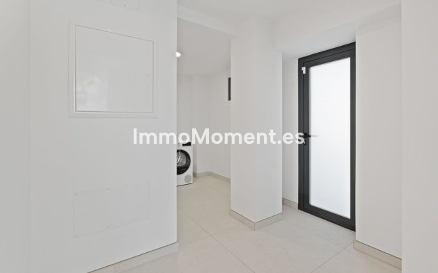 Wiederverkauf - Villa - Marbella - Elviria