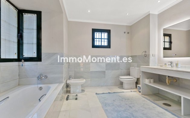 Revente - Villa - Marbella - Guadalmina Baja