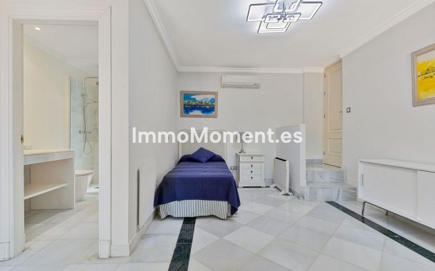 Revente - Villa - Marbella - Guadalmina Baja