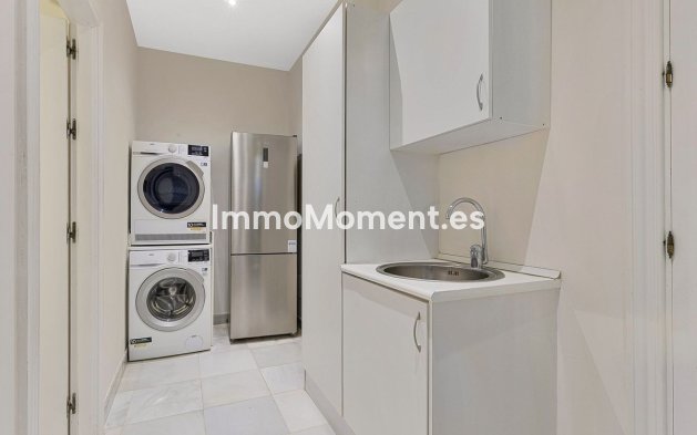 Revente - Villa - Marbella - Guadalmina Baja