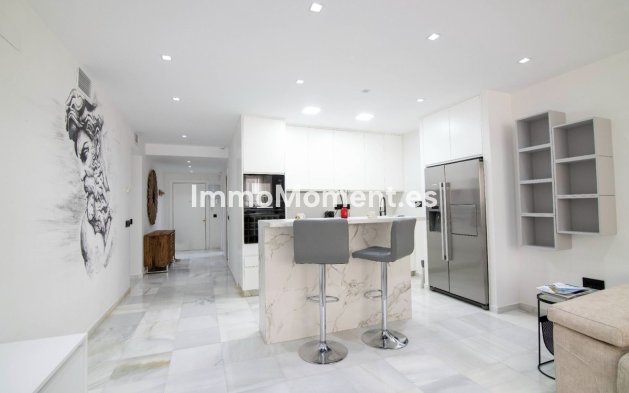 Wiederverkauf - Wohnung - Marbella - Puerto Banús