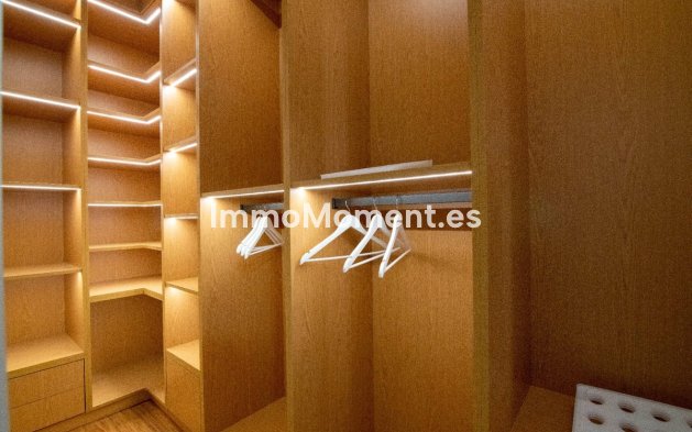 Wiederverkauf - Wohnung - Marbella - Puerto Banús