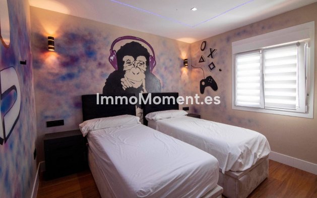 Wiederverkauf - Wohnung - Marbella - Puerto Banús