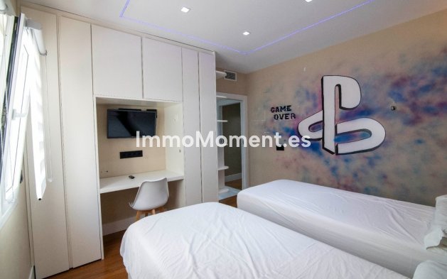 Wiederverkauf - Wohnung - Marbella - Puerto Banús