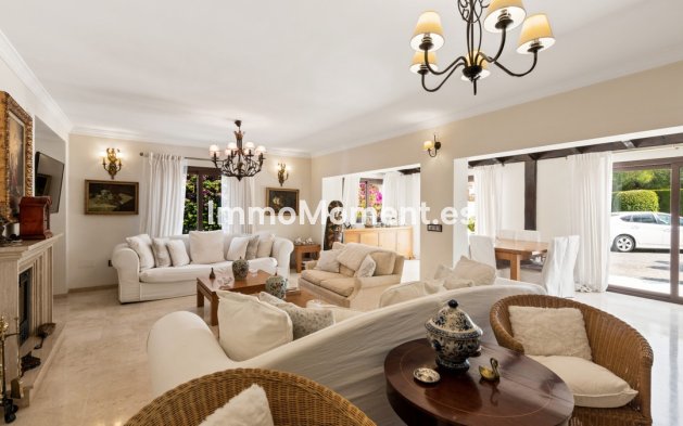 Bestaande woning - Villa - Estepona  - Atalaya