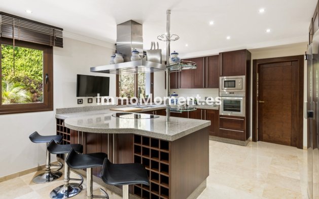 Bestaande woning - Villa - Estepona  - Atalaya