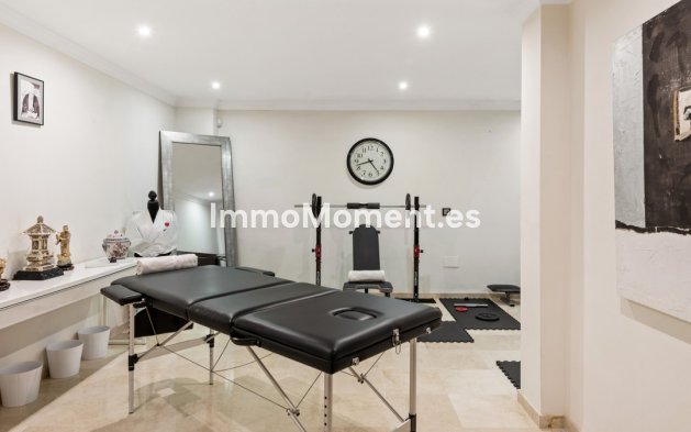 Bestaande woning - Villa - Estepona  - Atalaya