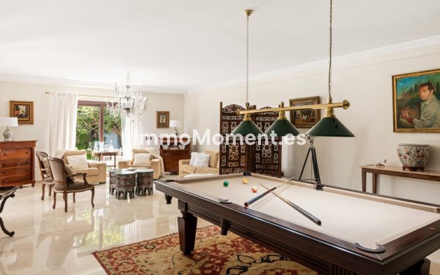 Bestaande woning - Villa - Estepona  - Atalaya