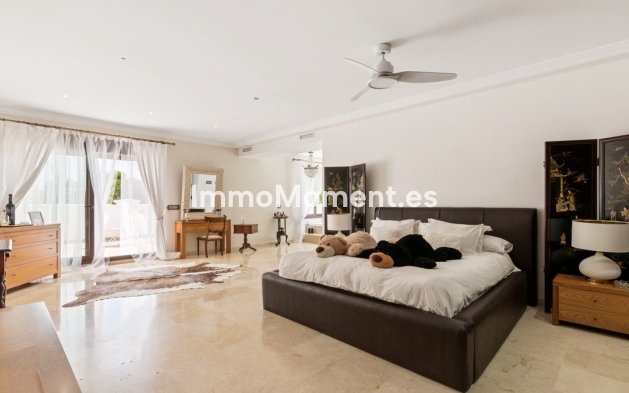 Bestaande woning - Villa - Estepona  - Atalaya