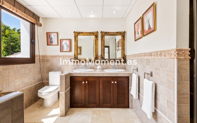 Bestaande woning - Villa - Estepona  - Atalaya