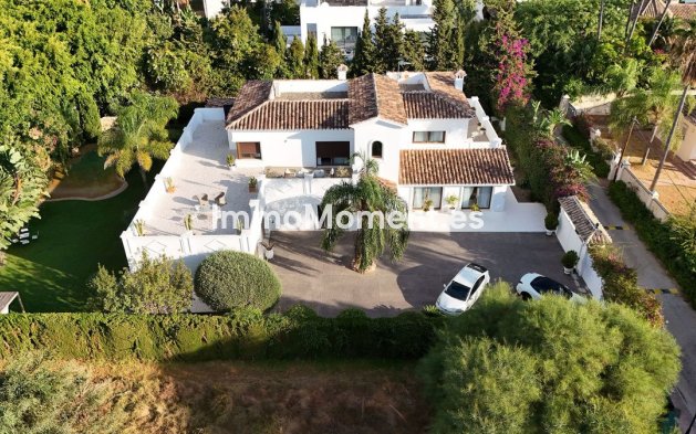 Bestaande woning - Villa - Estepona  - Atalaya
