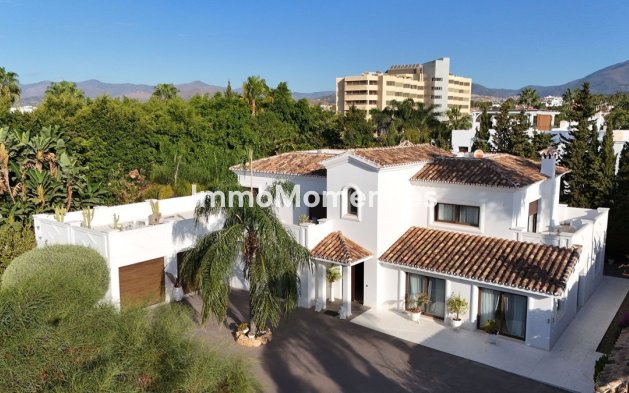 Bestaande woning - Villa - Estepona  - Atalaya