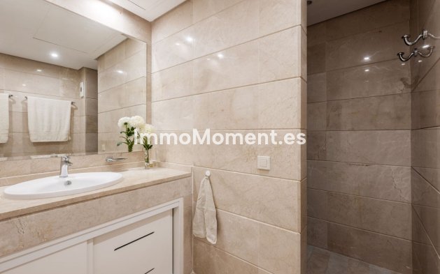 Wiederverkauf - Wohnung - Estepona  - Estepona Centro