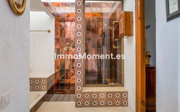 Revente - Villa - Estepona  - Estepona Centro
