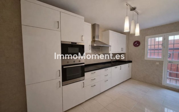 Resale - Apartment - Manilva - La Duquesa