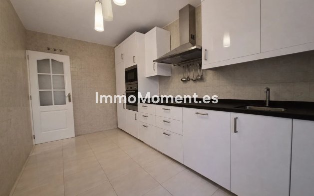 Resale - Apartment - Manilva - La Duquesa