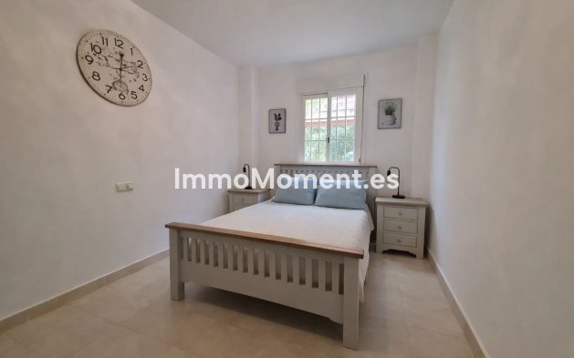 Resale - Apartment - Manilva - La Duquesa
