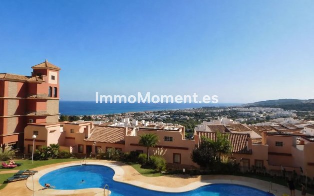 Resale - Apartment - Manilva - La Duquesa
