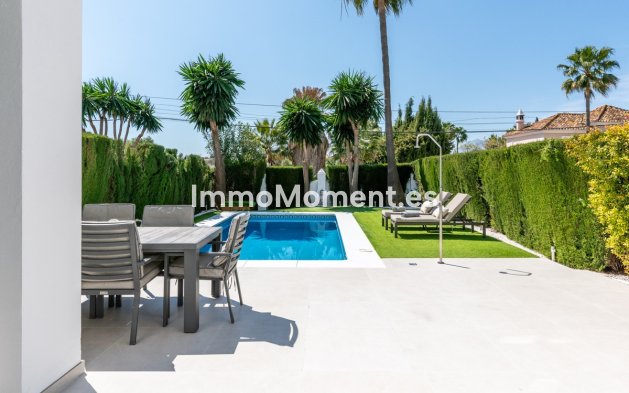 Resale - Villa - Estepona - New Golden Mile