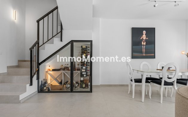 Resale - Villa - Estepona - New Golden Mile