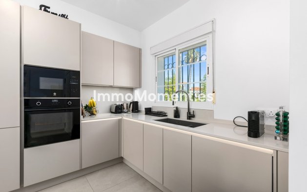 Resale - Villa - Estepona - New Golden Mile