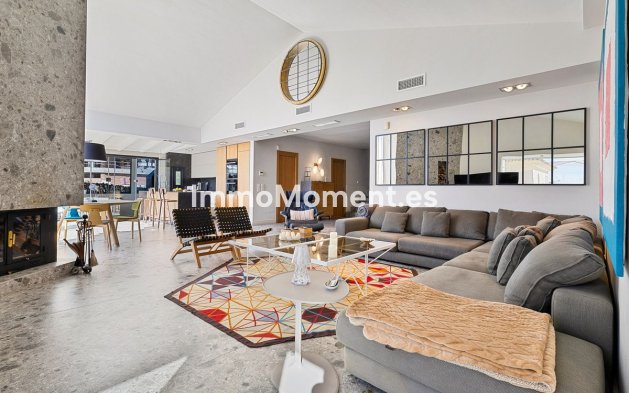 Revente - Villa - Benalmadena - Benalmadena Centro