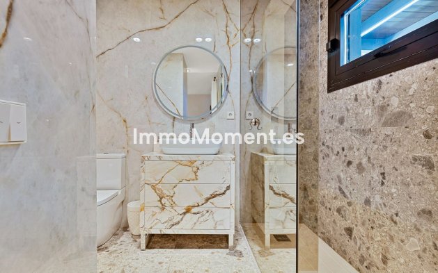 Revente - Villa - Benalmadena - Benalmadena Centro