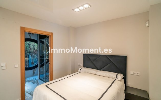 Revente - Villa - Benalmadena - Benalmadena Centro