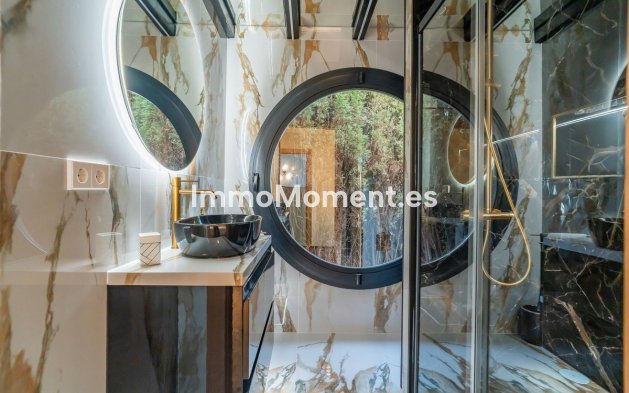 Revente - Villa - Benalmadena - Benalmadena Centro