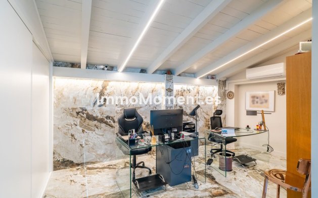 Revente - Villa - Benalmadena - Benalmadena Centro