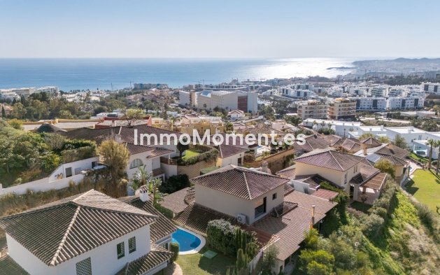 Revente - Villa - Benalmadena - Benalmadena Centro