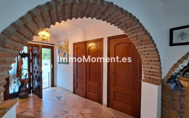 Resale - Villa - Mijas - Mijas Centro