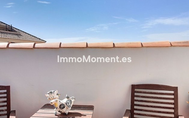 Resale - Villa - Fuengirola - Fuengirola Centro
