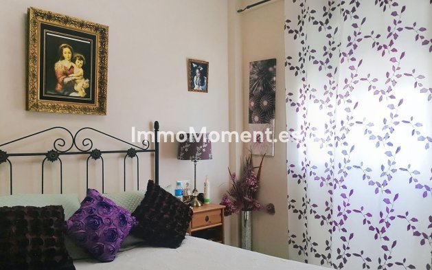 Resale - Villa - Fuengirola - Fuengirola Centro