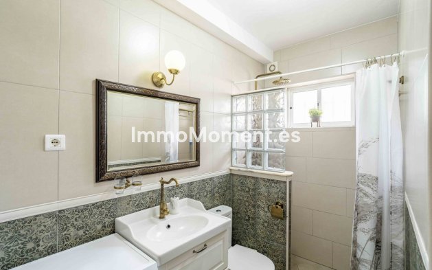 Resale - Villa - Fuengirola - Fuengirola Centro